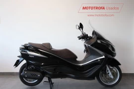 PIAGGIO X10