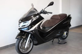 PIAGGIO X10